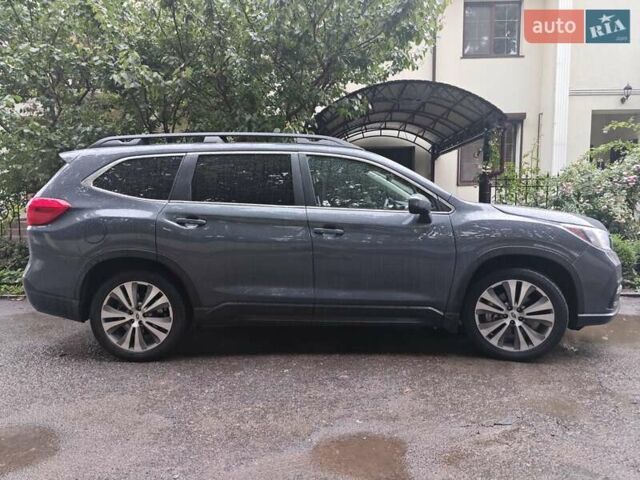 Сірий Субару Ascent, об'ємом двигуна 2.4 л та пробігом 140 тис. км за 18700 $, фото 1 на Automoto.ua