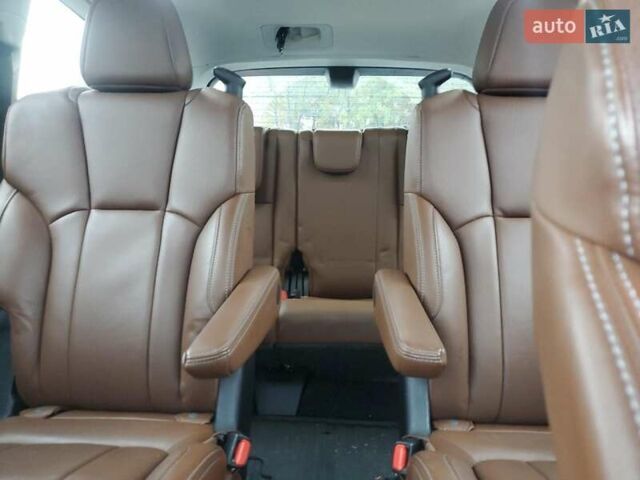 Серый Субару Ascent, объемом двигателя 2.4 л и пробегом 133 тыс. км за 3000 $, фото 9 на Automoto.ua