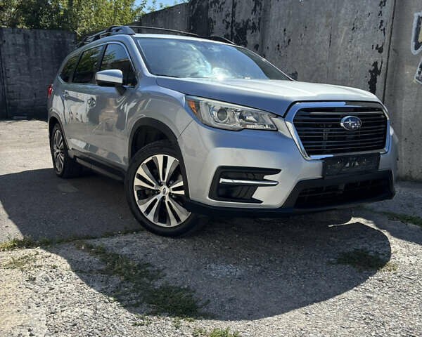 Сірий Субару Ascent, об'ємом двигуна 2.4 л та пробігом 125 тис. км за 22000 $, фото 2 на Automoto.ua