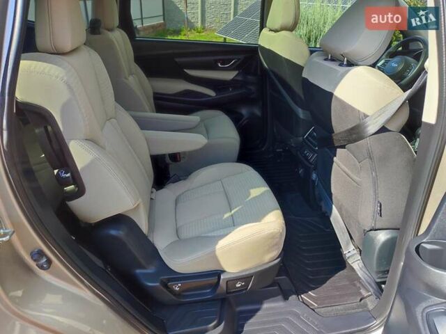 Сірий Субару Ascent, об'ємом двигуна 2.4 л та пробігом 21 тис. км за 27000 $, фото 34 на Automoto.ua