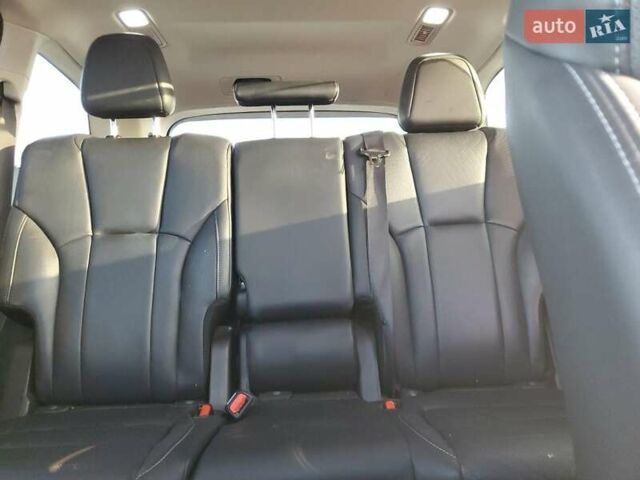 Серый Субару Ascent, объемом двигателя 2.4 л и пробегом 96 тыс. км за 3000 $, фото 9 на Automoto.ua