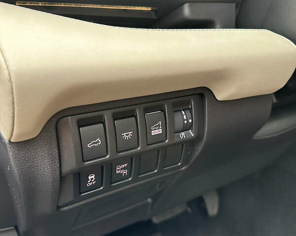 Субару Ascent 2020 у Києві на Automoto.ua Сірий Субару Ascent, об'ємом двигуна 2.4 л та пробігом 117 тис. км за 28000 $, фото 12 на Automoto.ua