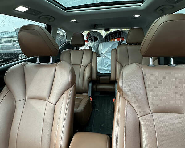 Субару Ascent 2020 у Києві на Automoto.ua Сірий Субару Ascent, об'ємом двигуна 2.4 л та пробігом 117 тис. км за 28000 $, фото 9 на Automoto.ua