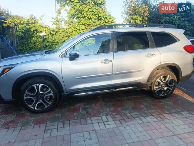 Сірий Субару Ascent, об'ємом двигуна 2.4 л та пробігом 8 тис. км за 33999 $, фото 4 на Automoto.ua
