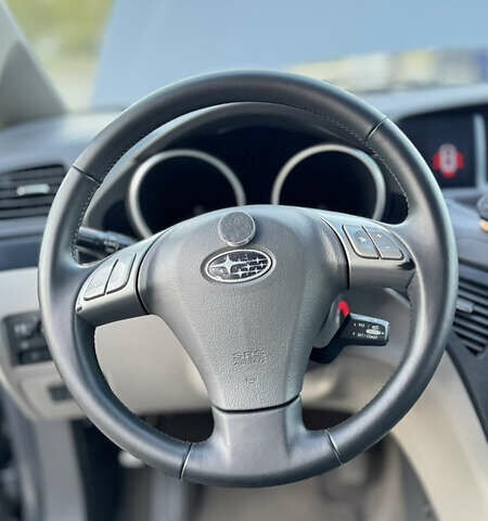 Серый Субару B9 Tribeca, объемом двигателя 3.6 л и пробегом 206 тыс. км за 6700 $, фото 3 на Automoto.ua