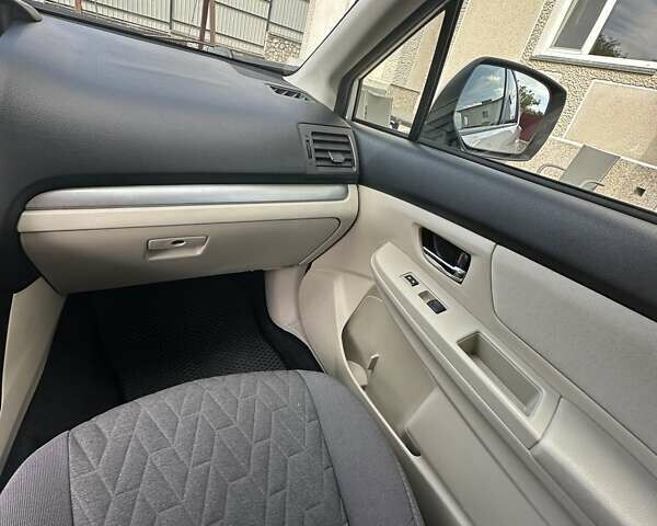 Белый Субару Crosstrek, объемом двигателя 2 л и пробегом 198 тыс. км за 10100 $, фото 13 на Automoto.ua