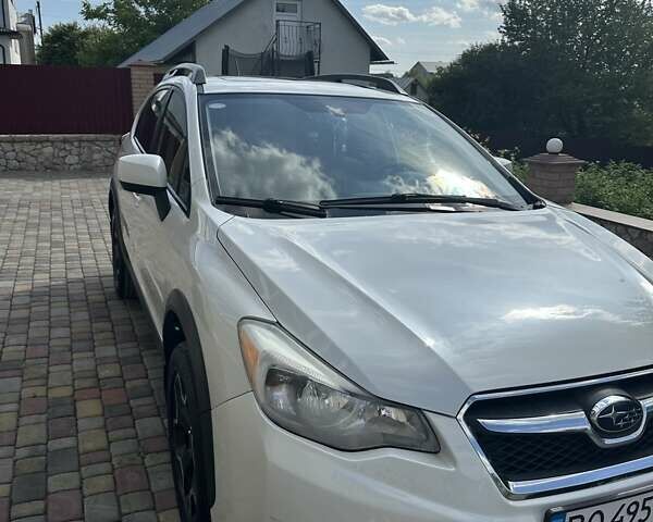 Белый Субару Crosstrek, объемом двигателя 2 л и пробегом 198 тыс. км за 10100 $, фото 4 на Automoto.ua