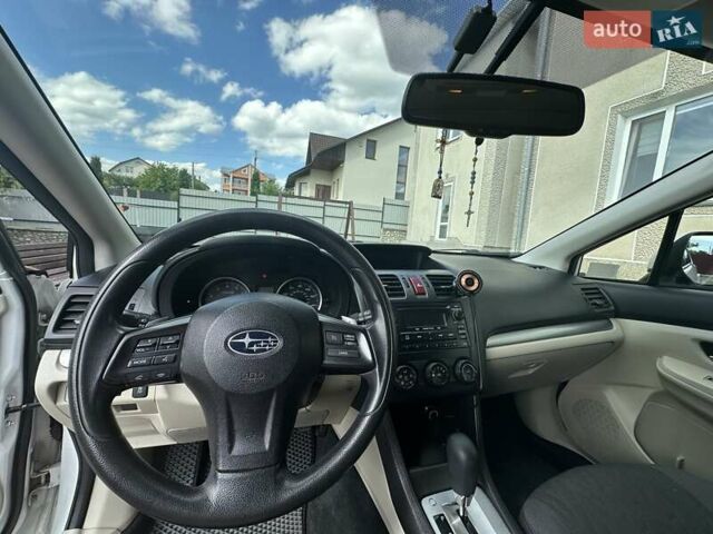 Белый Субару Crosstrek, объемом двигателя 2 л и пробегом 198 тыс. км за 10100 $, фото 12 на Automoto.ua