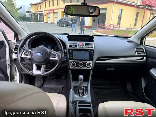 Белый Субару Crosstrek, объемом двигателя 2 л и пробегом 185 тыс. км за 12600 $, фото 6 на Automoto.ua