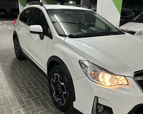 Белый Субару Crosstrek, объемом двигателя 2 л и пробегом 159 тыс. км за 13000 $, фото 11 на Automoto.ua