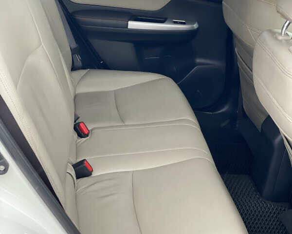Белый Субару Crosstrek, объемом двигателя 2 л и пробегом 191 тыс. км за 11800 $, фото 20 на Automoto.ua