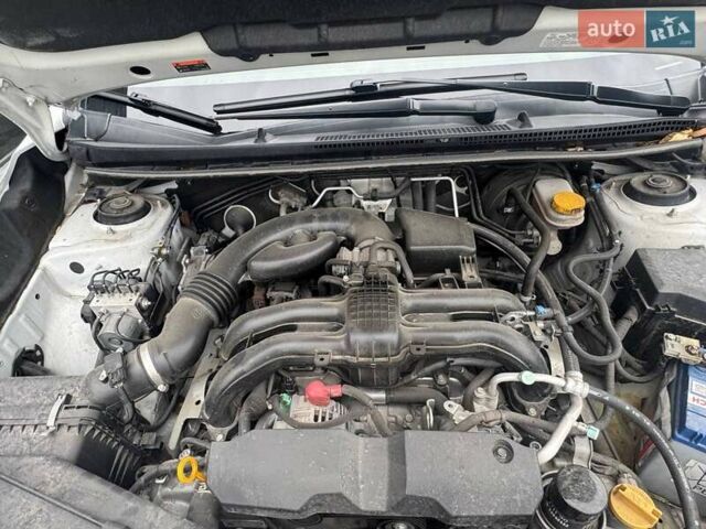 Білий Субару Crosstrek, об'ємом двигуна 2 л та пробігом 173 тис. км за 13500 $, фото 64 на Automoto.ua