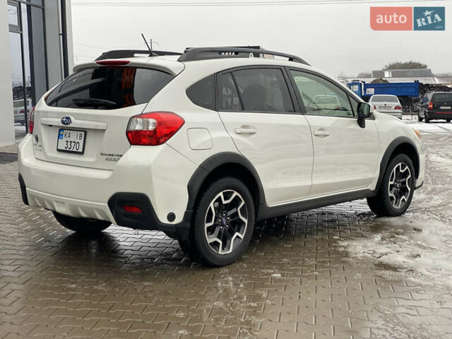 Белый Субару Crosstrek, объемом двигателя 2 л и пробегом 191 тыс. км за 11800 $, фото 8 на Automoto.ua