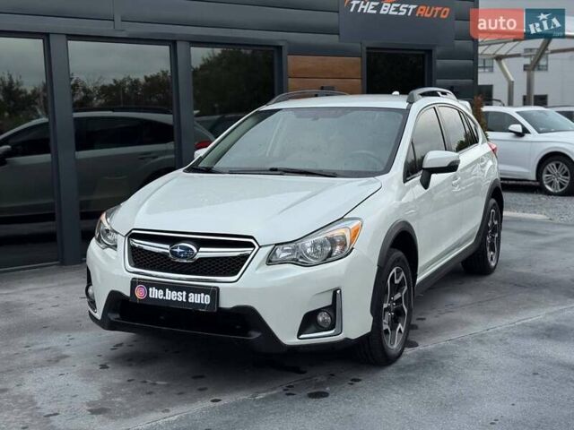 Білий Субару Crosstrek, об'ємом двигуна 2 л та пробігом 173 тис. км за 13500 $, фото 6 на Automoto.ua