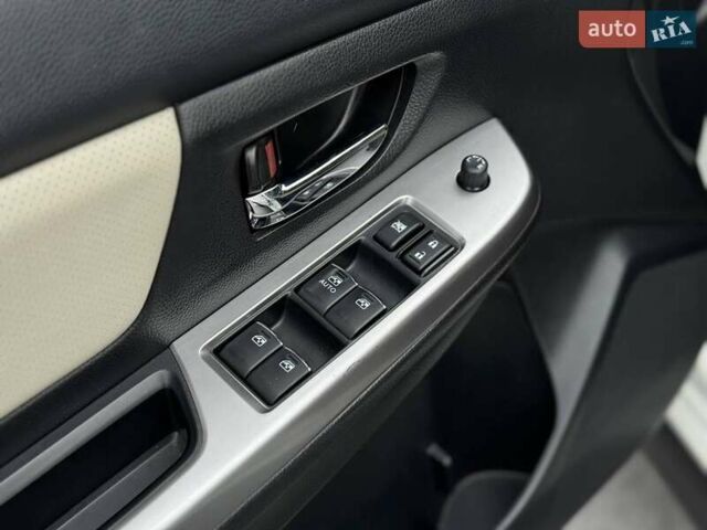 Білий Субару Crosstrek, об'ємом двигуна 2 л та пробігом 173 тис. км за 13500 $, фото 33 на Automoto.ua