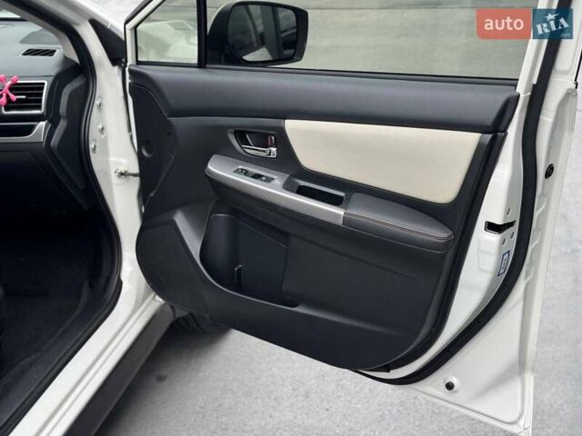 Білий Субару Crosstrek, об'ємом двигуна 2 л та пробігом 173 тис. км за 13500 $, фото 49 на Automoto.ua