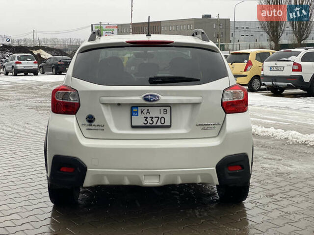 Белый Субару Crosstrek, объемом двигателя 2 л и пробегом 191 тыс. км за 11800 $, фото 7 на Automoto.ua