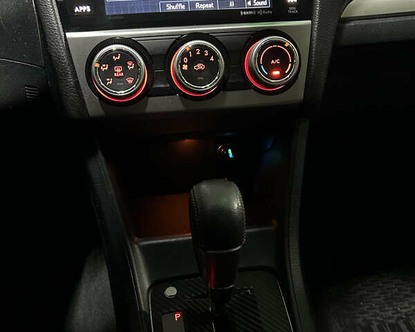 Белый Субару Crosstrek, объемом двигателя 2 л и пробегом 159 тыс. км за 13000 $, фото 15 на Automoto.ua