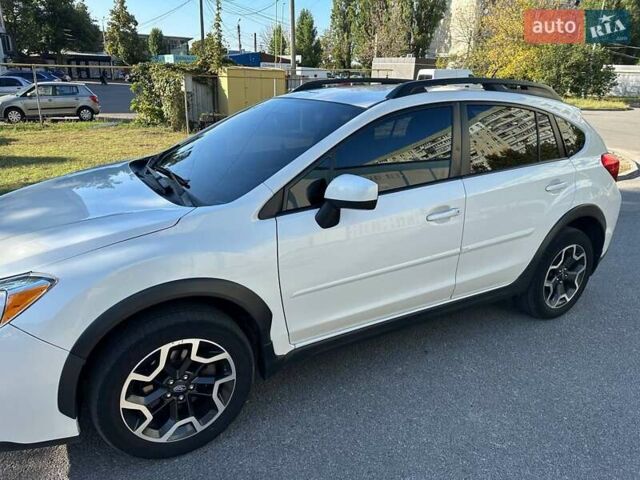 Белый Субару Crosstrek, объемом двигателя 2 л и пробегом 210 тыс. км за 12500 $, фото 7 на Automoto.ua