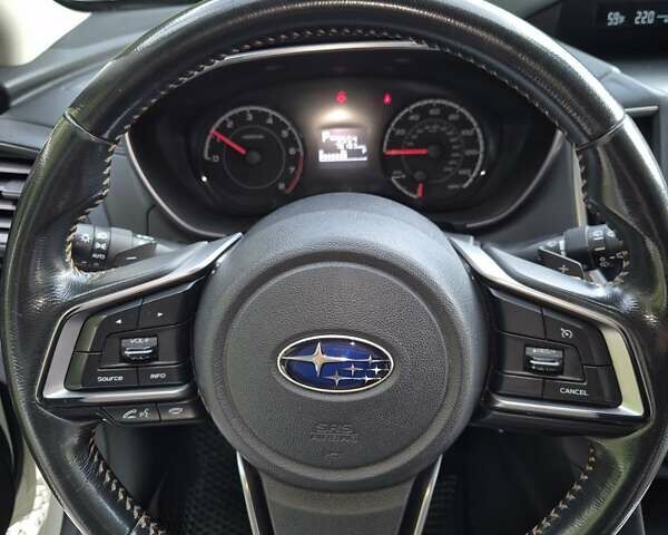 Белый Субару Crosstrek, объемом двигателя 2 л и пробегом 125 тыс. км за 14300 $, фото 2 на Automoto.ua