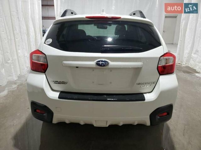 Белый Субару Crosstrek, объемом двигателя 2 л и пробегом 160 тыс. км за 2200 $, фото 5 на Automoto.ua