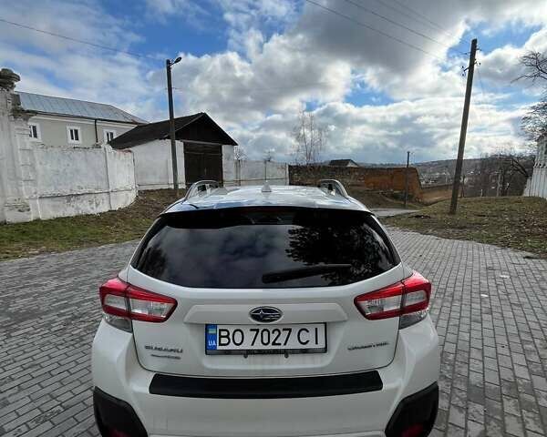 Білий Субару Crosstrek, об'ємом двигуна 2 л та пробігом 71 тис. км за 14000 $, фото 2 на Automoto.ua