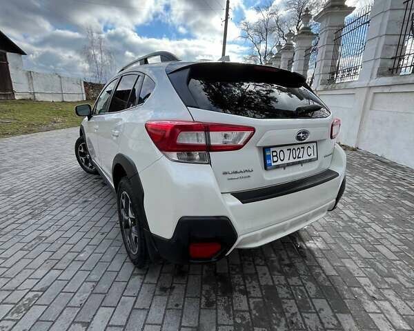 Білий Субару Crosstrek, об'ємом двигуна 2 л та пробігом 71 тис. км за 14000 $, фото 5 на Automoto.ua