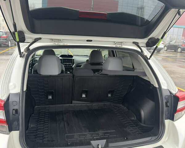 Белый Субару Crosstrek, объемом двигателя 2 л и пробегом 95 тыс. км за 15500 $, фото 19 на Automoto.ua
