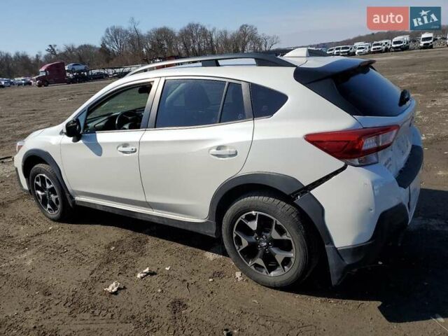 Белый Субару Crosstrek, объемом двигателя 2 л и пробегом 80 тыс. км за 2850 $, фото 1 на Automoto.ua