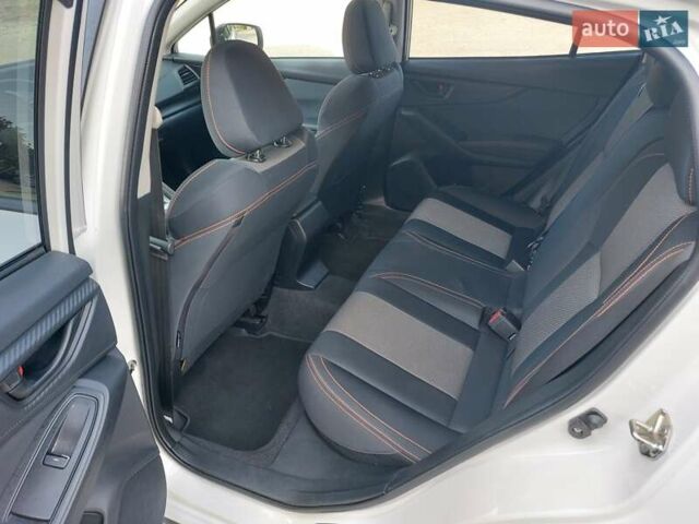 Білий Субару Crosstrek, об'ємом двигуна 2 л та пробігом 79 тис. км за 17500 $, фото 16 на Automoto.ua
