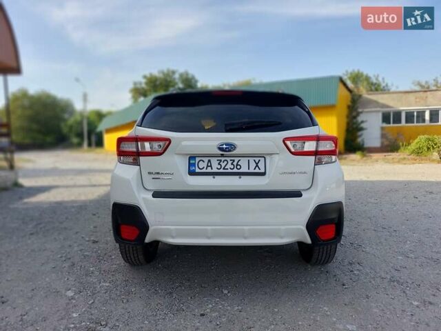 Білий Субару Crosstrek, об'ємом двигуна 2 л та пробігом 79 тис. км за 17500 $, фото 8 на Automoto.ua