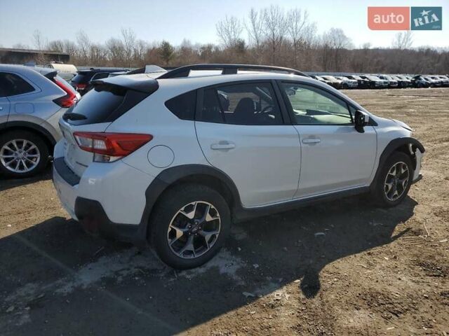 Белый Субару Crosstrek, объемом двигателя 2 л и пробегом 80 тыс. км за 2850 $, фото 2 на Automoto.ua