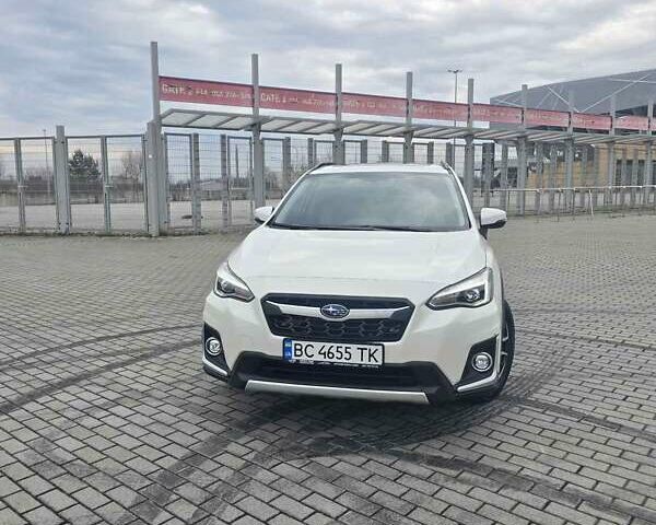 Белый Субару Crosstrek, объемом двигателя 2 л и пробегом 76 тыс. км за 23990 $, фото 3 на Automoto.ua