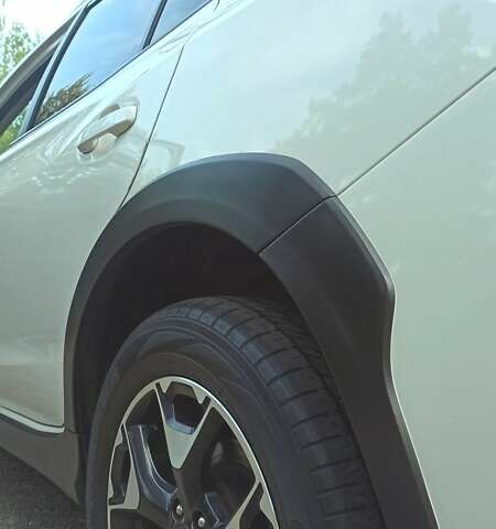 Белый Субару Crosstrek, объемом двигателя 2 л и пробегом 107 тыс. км за 16250 $, фото 12 на Automoto.ua