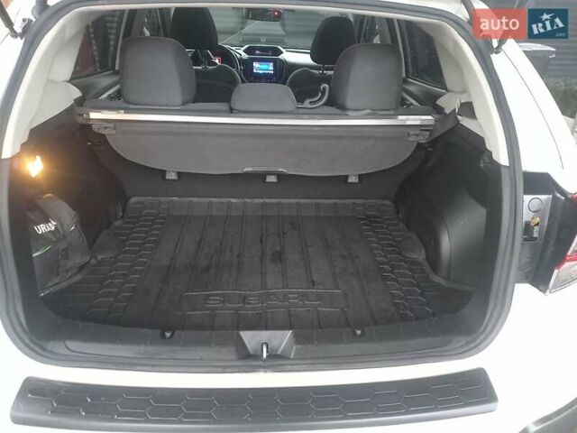 Белый Субару Crosstrek, объемом двигателя 2 л и пробегом 125 тыс. км за 17600 $, фото 26 на Automoto.ua