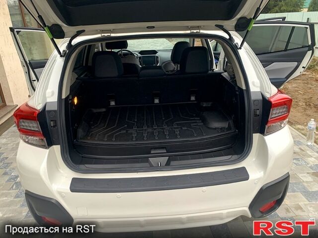 Белый Субару Crosstrek, объемом двигателя 2 л и пробегом 52 тыс. км за 25500 $, фото 7 на Automoto.ua