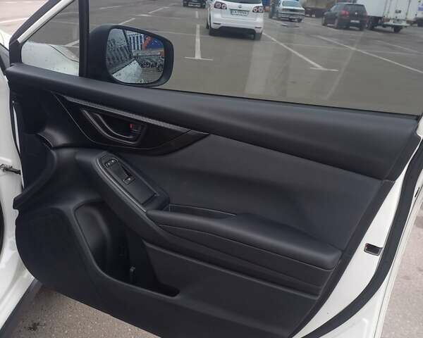 Белый Субару Crosstrek, объемом двигателя 2 л и пробегом 125 тыс. км за 17600 $, фото 6 на Automoto.ua