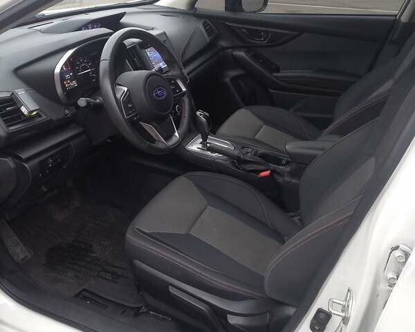 Белый Субару Crosstrek, объемом двигателя 2 л и пробегом 125 тыс. км за 17600 $, фото 18 на Automoto.ua