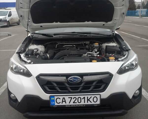 Белый Субару Crosstrek, объемом двигателя 2 л и пробегом 125 тыс. км за 17600 $, фото 1 на Automoto.ua