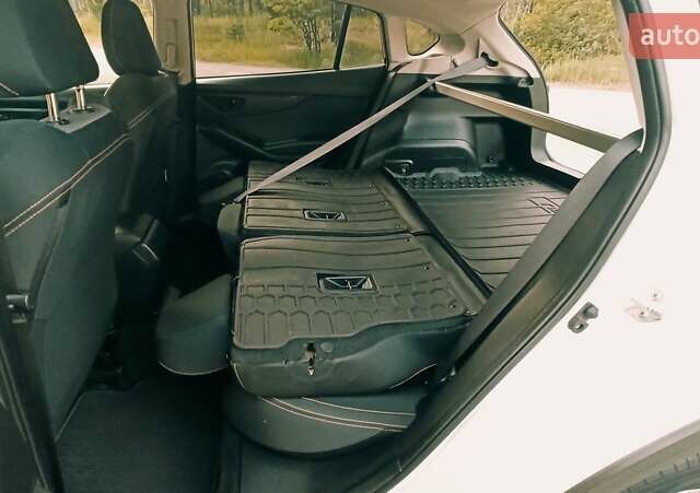 Белый Субару Crosstrek, объемом двигателя 2 л и пробегом 107 тыс. км за 16250 $, фото 37 на Automoto.ua