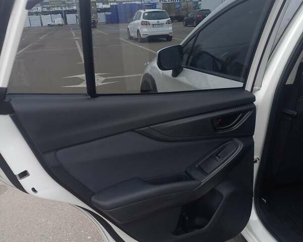 Белый Субару Crosstrek, объемом двигателя 2 л и пробегом 125 тыс. км за 17600 $, фото 9 на Automoto.ua