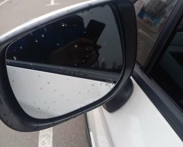 Белый Субару Crosstrek, объемом двигателя 2 л и пробегом 125 тыс. км за 17600 $, фото 8 на Automoto.ua