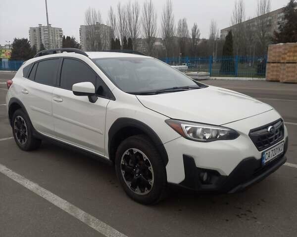 Белый Субару Crosstrek, объемом двигателя 2 л и пробегом 125 тыс. км за 17600 $, фото 3 на Automoto.ua