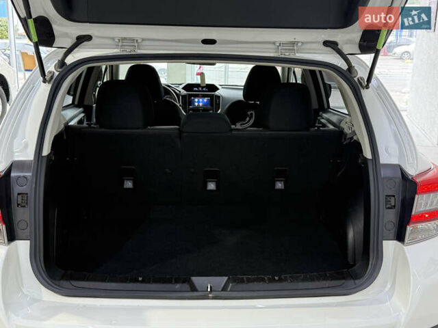 Белый Субару Crosstrek, объемом двигателя 2 л и пробегом 122 тыс. км за 15200 $, фото 16 на Automoto.ua
