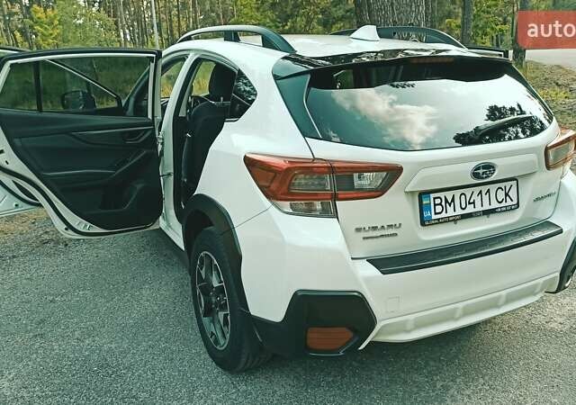 Белый Субару Crosstrek, объемом двигателя 2 л и пробегом 107 тыс. км за 16250 $, фото 6 на Automoto.ua