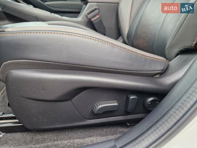 Білий Субару Crosstrek, об'ємом двигуна 2.5 л та пробігом 16 тис. км за 24500 $, фото 16 на Automoto.ua