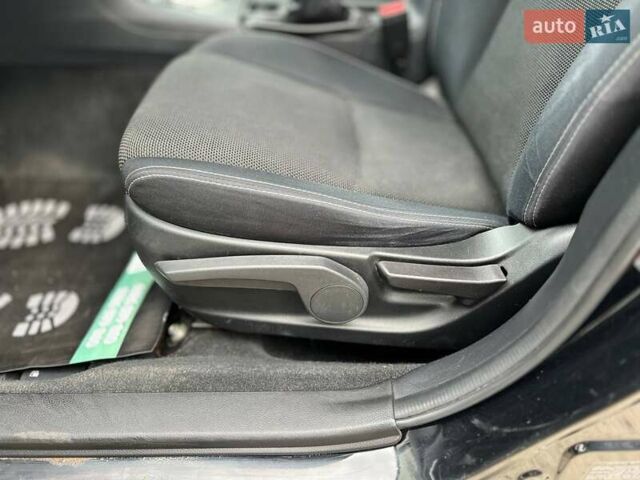 Черный Субару Crosstrek, объемом двигателя 2 л и пробегом 183 тыс. км за 9300 $, фото 11 на Automoto.ua