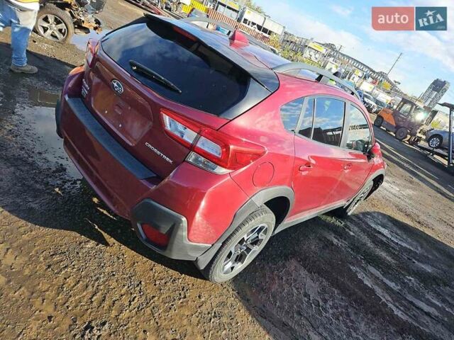 Красный Субару Crosstrek, объемом двигателя 2 л и пробегом 120 тыс. км за 11000 $, фото 2 на Automoto.ua