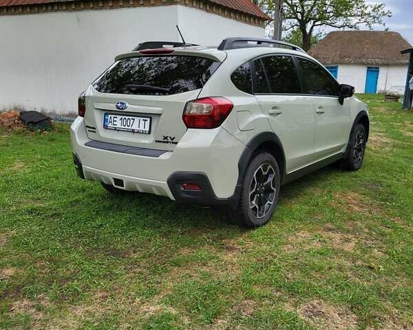 Серый Субару Crosstrek, объемом двигателя 2 л и пробегом 177 тыс. км за 12200 $, фото 4 на Automoto.ua