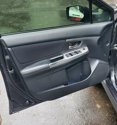 Серый Субару Crosstrek, объемом двигателя 2 л и пробегом 150 тыс. км за 11000 $, фото 2 на Automoto.ua